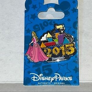 Princess Aurora 2015 Disneyland Pin New on Card‎